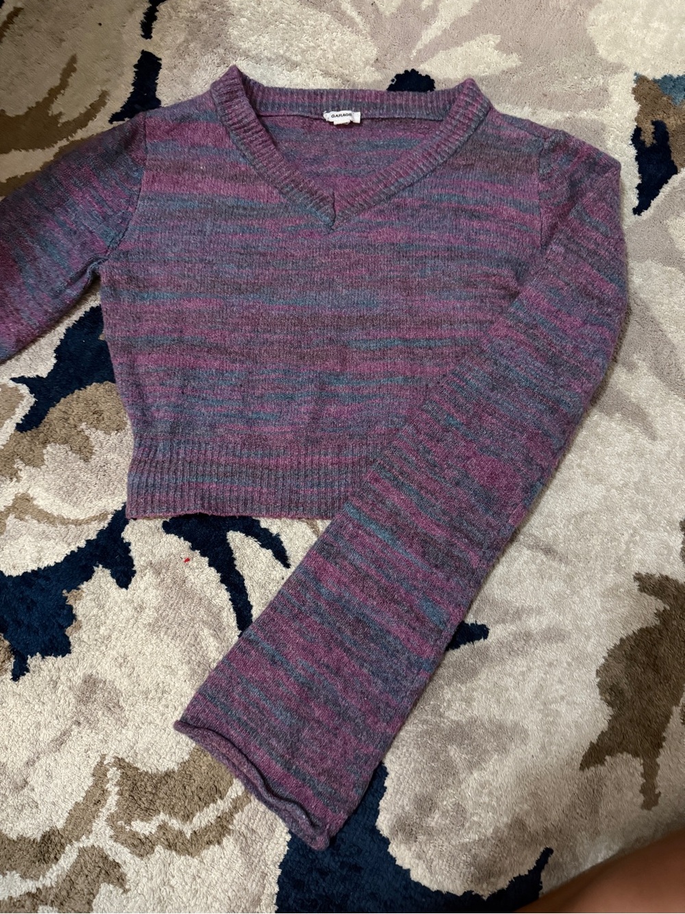 Garage Purple & Teal Heathered V-Neck Cropped Sweater